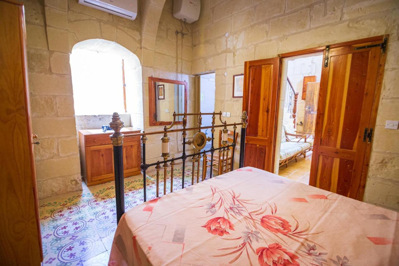 Dar Ta' Tumas Villa Għarb Exteriör bild